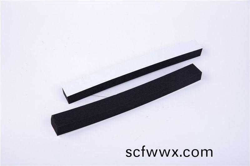 CR減震(zhen)保溫條